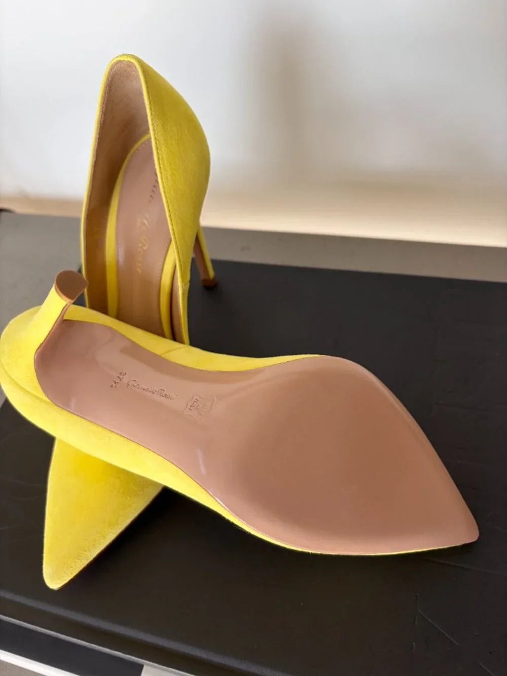 Gianvito Rossi Gianvito 105 Suede Pointed Toe Pumps Citron Yellow 37.5